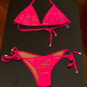 BEACHBUNNY HARD SUMMER HOT PINK TOP+BOTTOMS